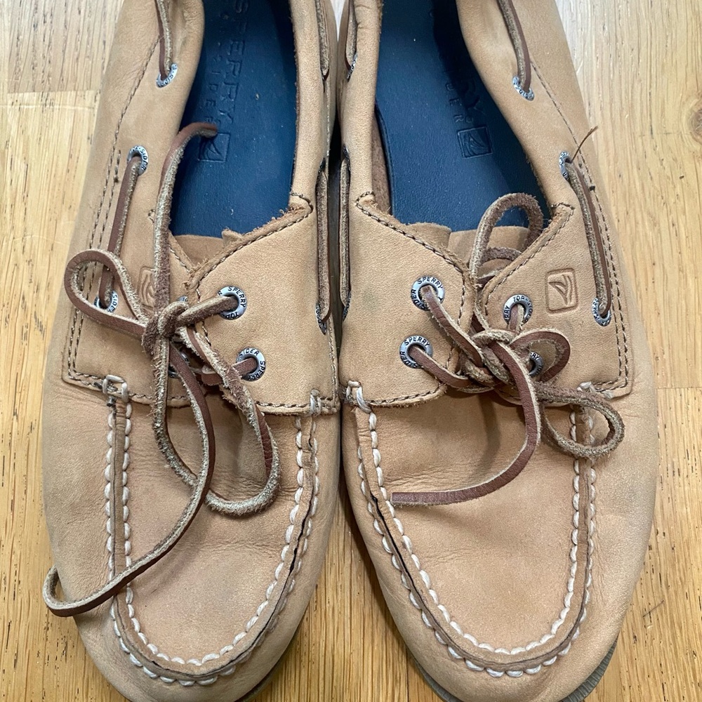 Sperry boat shoes